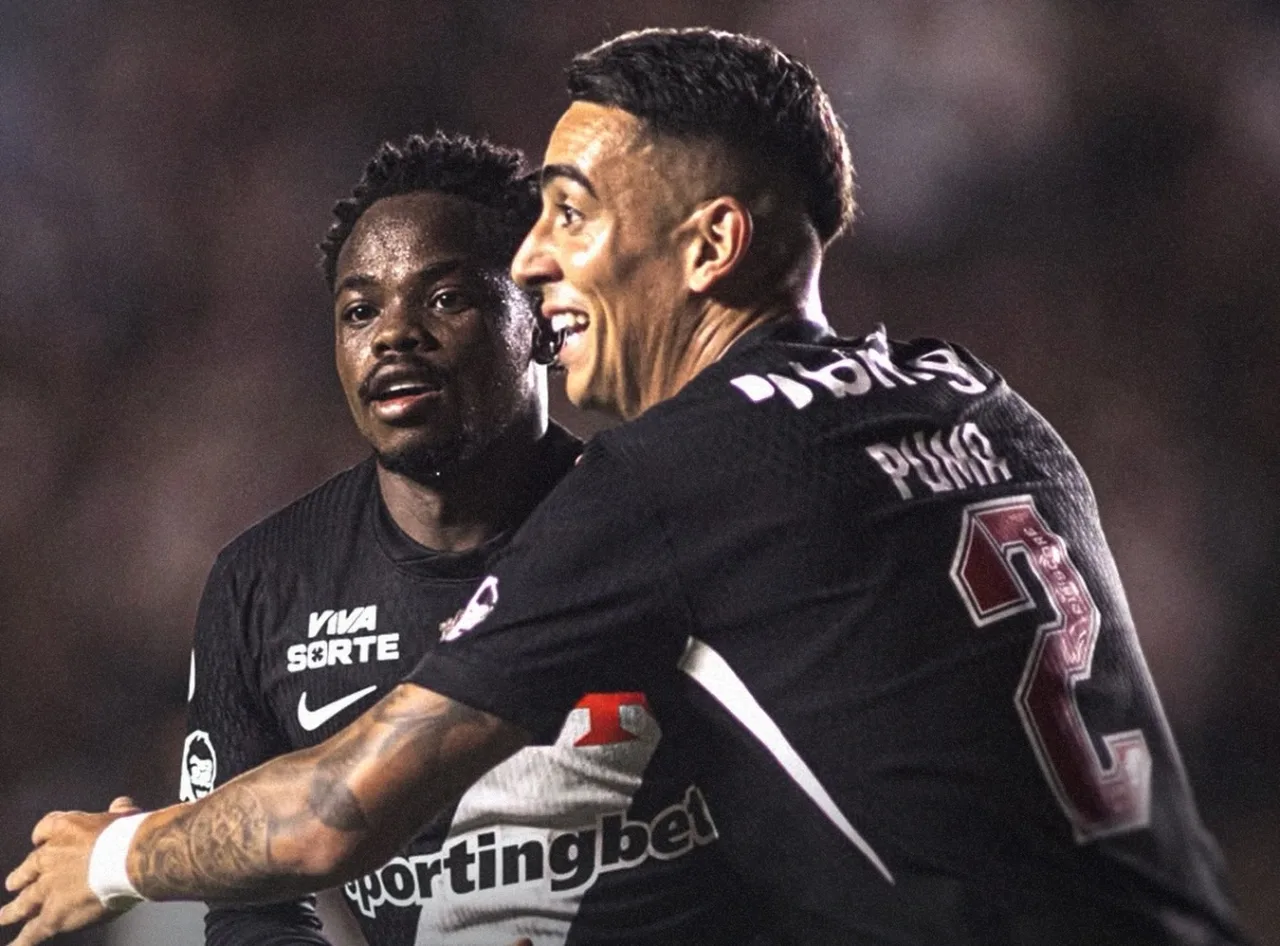 Andrés Gómez exalta entrega do Vasco após vitória na Copa do Brasil