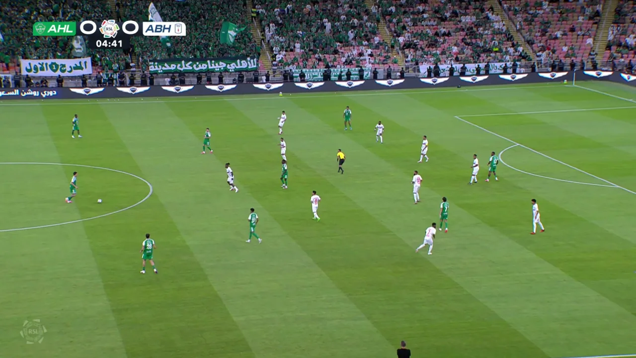 Confia os melhores gols da semana da Liga Saudita