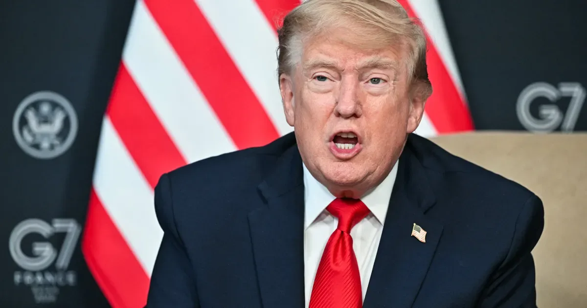 25 estados democratas acionam a Justiça contra novas tarifas impostas por Trump