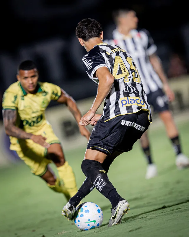Santos defende tabu contra o Mirassol na Vila Belmiro; veja retrospecto