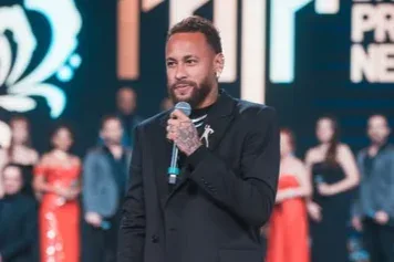 Aposentadoria e alfinetada à imprensa: as falas de Neymar no leilão