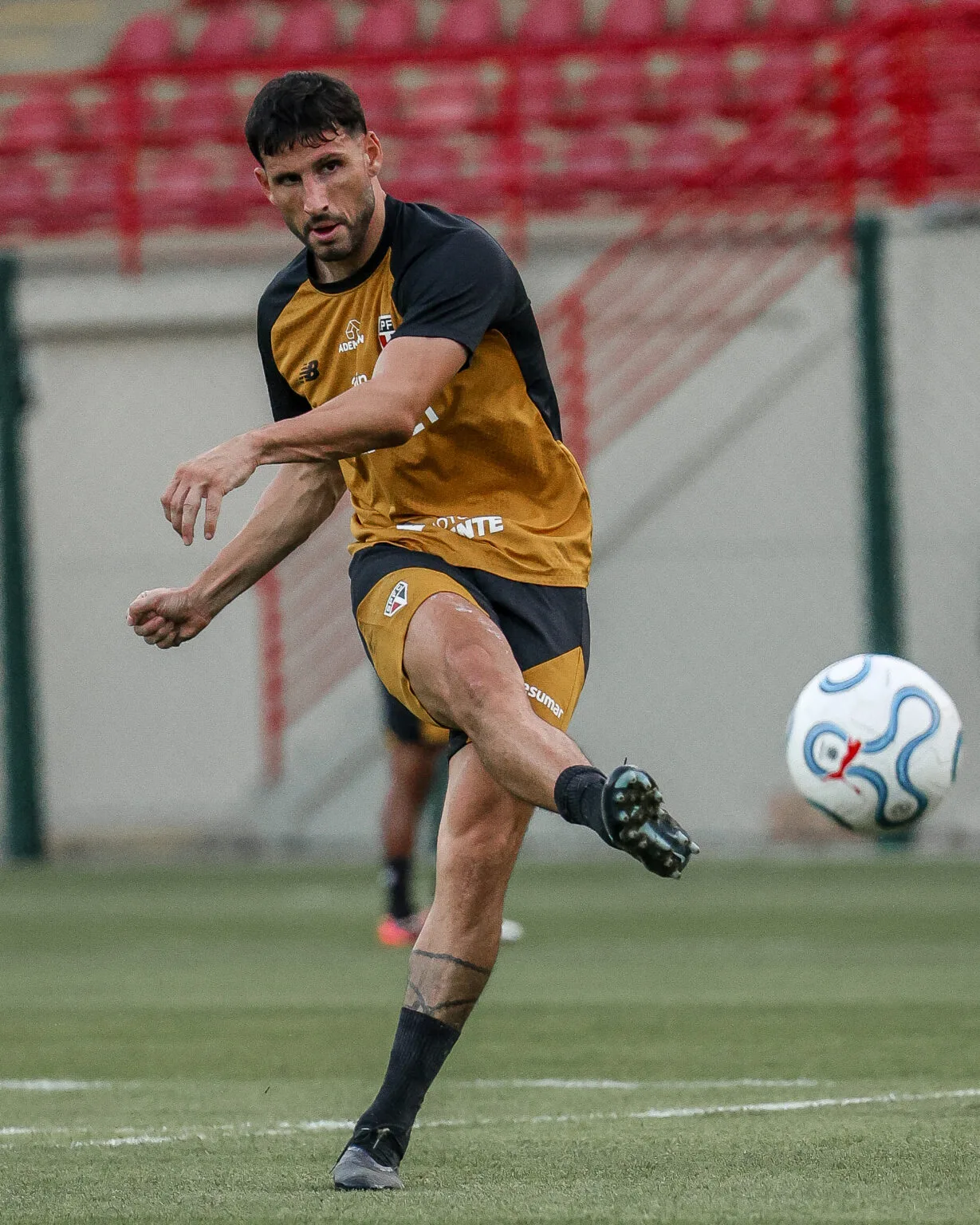 São Paulo fecha preparação para enfrentar o Bolívar; veja provável escalação