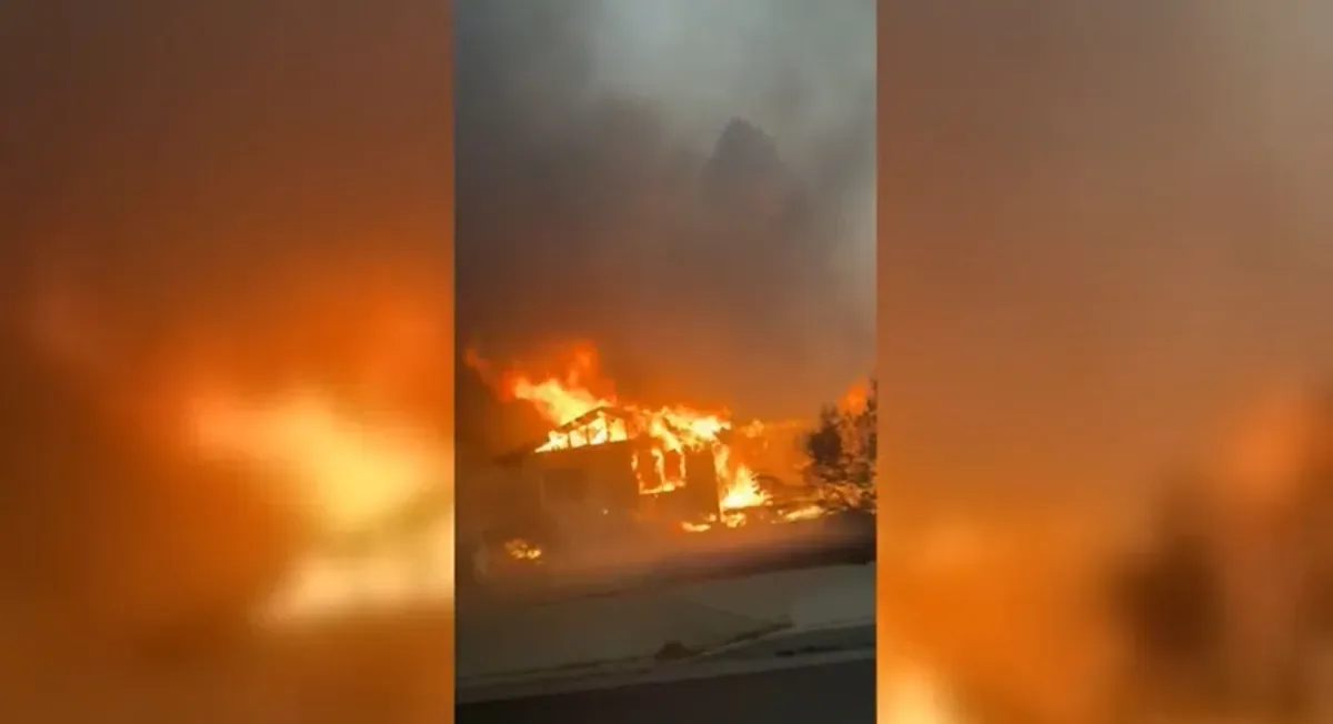 Homem é preso por suspeita de provocar incêndio Old Trails, em Washington