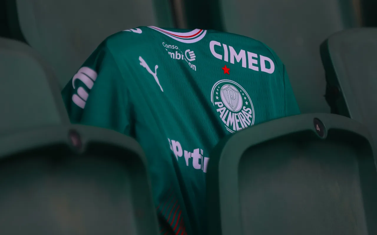 Palmeiras terá Gómez no banco e mudança no ataque para enfrentar o Cerro Porteño; veja escalações