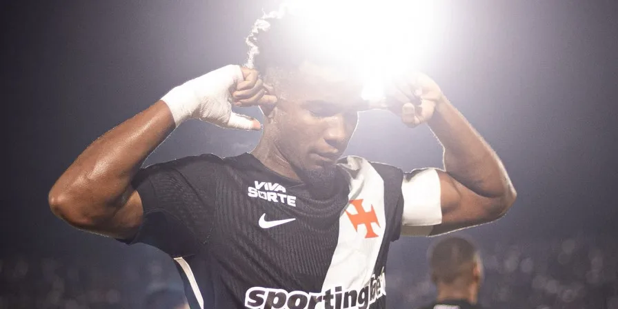 Vasco goleia Olimpia com brilho de maranhense e se classifica na Sul-Americana