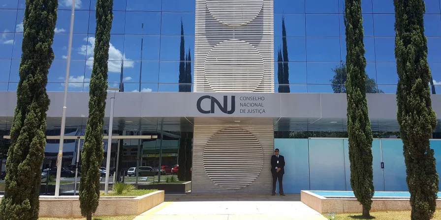CNJ acaba com aposentadoria compulsória como punição máxima para juiz