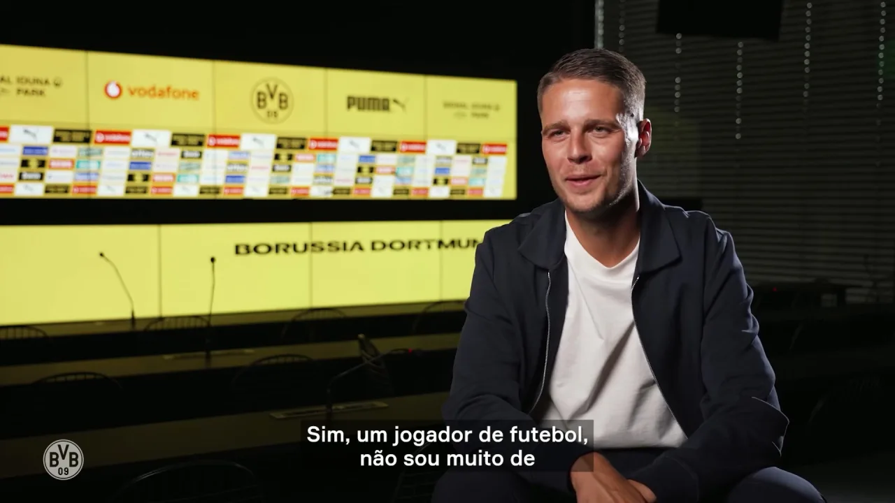 Confira a primeira entrevista de Veerman como jogador do Dortmund