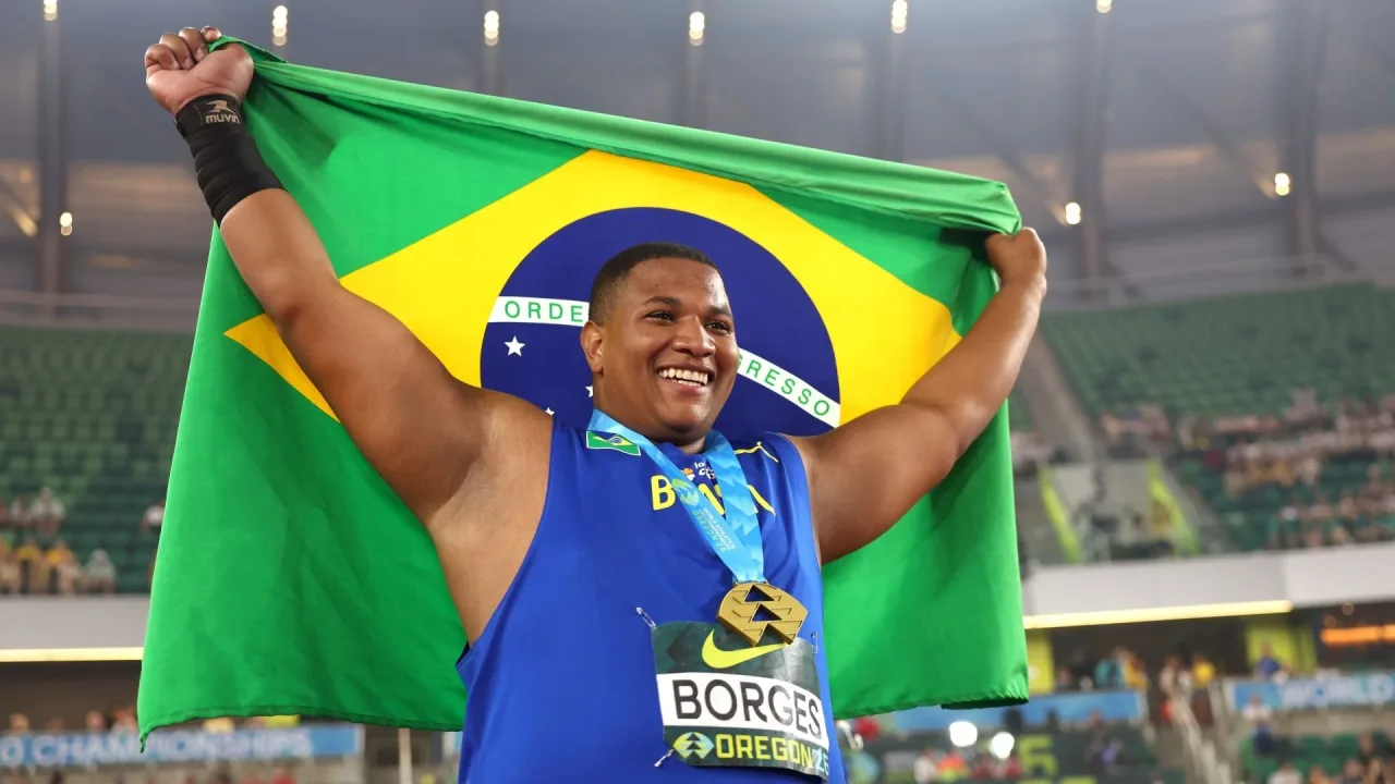 Brasileiro é campeão mundial sub-20 no arremesso do peso nos Estados Unidos