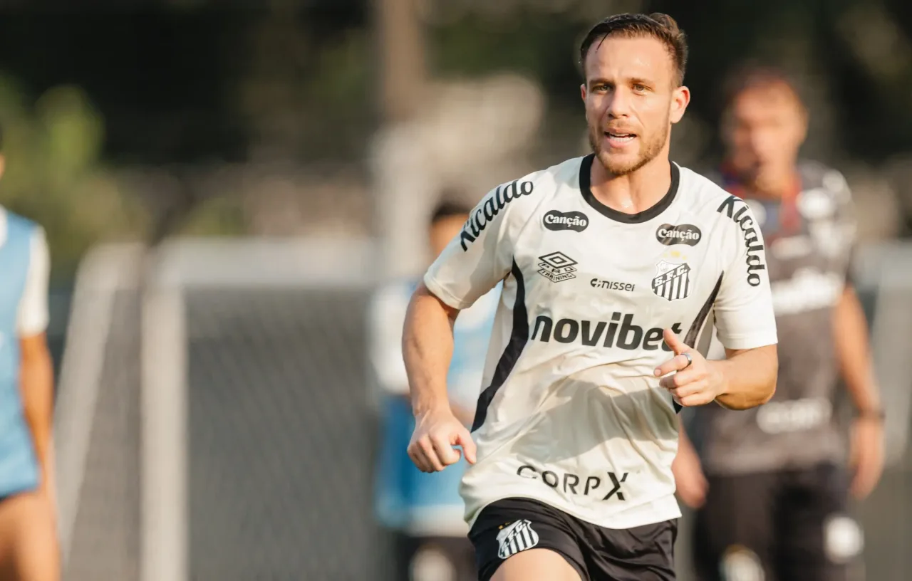 Com Arthur, Santos se reapresenta e inicia preparação para decisão contra o Palmeiras
