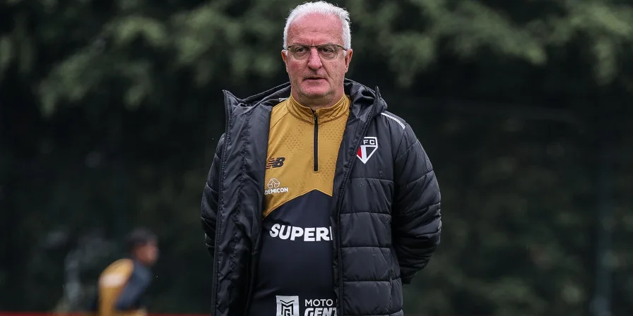 VÍDEO: Dorival Júnior faz ajustes táticos em treinamento do São Paulo