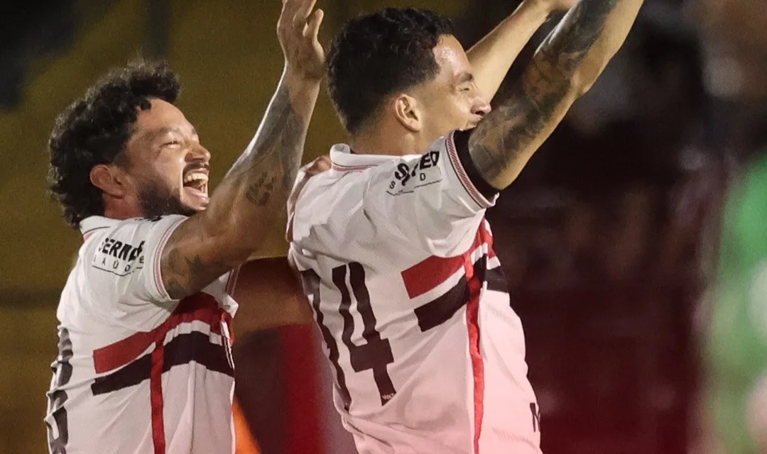 Botafogo-SP vence América-MG de virada e abre sete pontos do Z4 da Série B