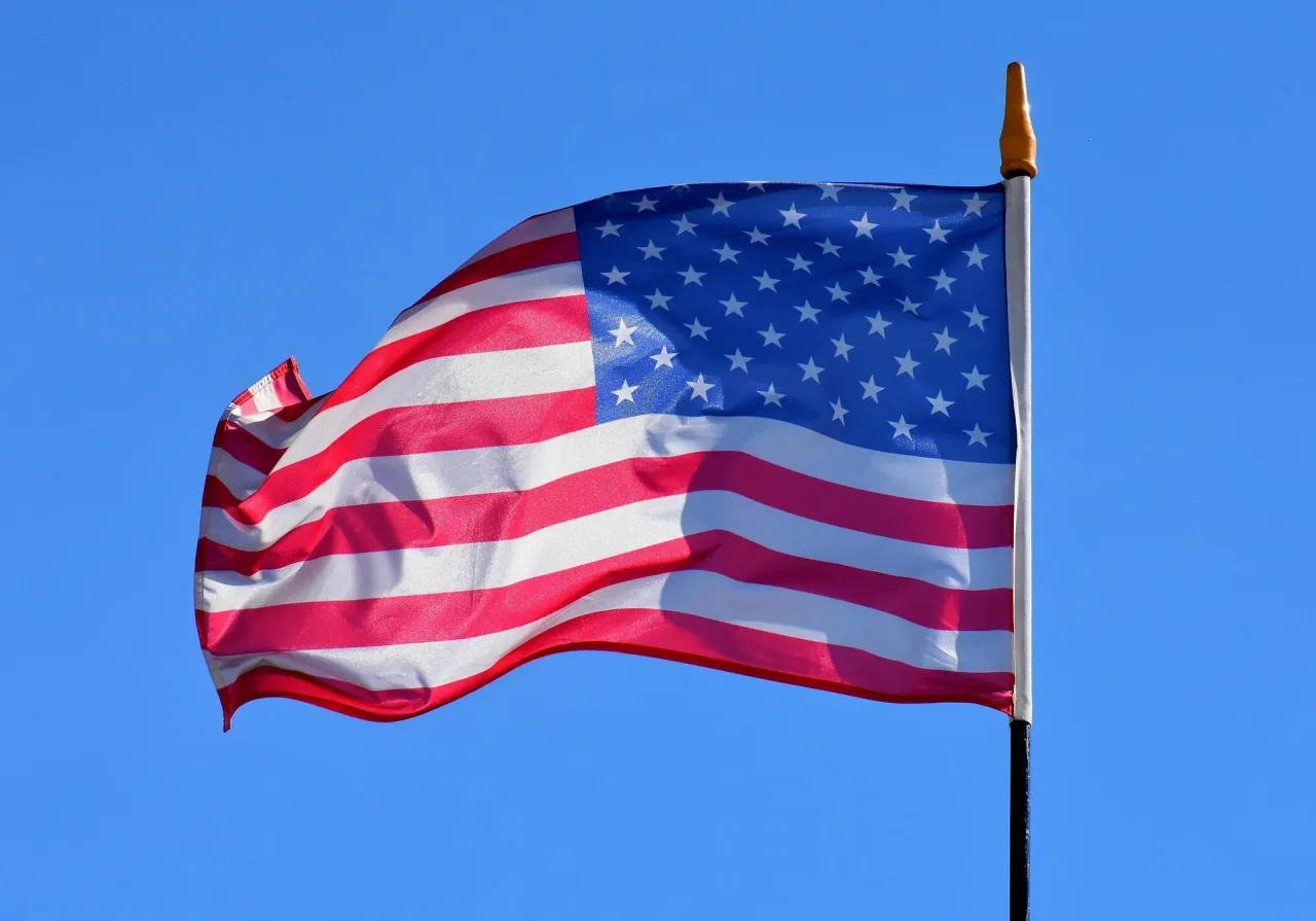 Dívida dos EUA ultrapassa os US$ 40 trilhões pela 1ª vez