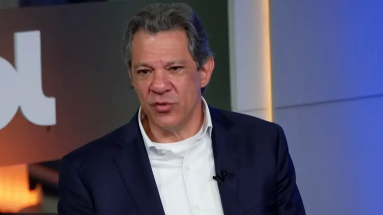 Haddad critica vazamento de dados sigilosos, mas diz confiar na PF