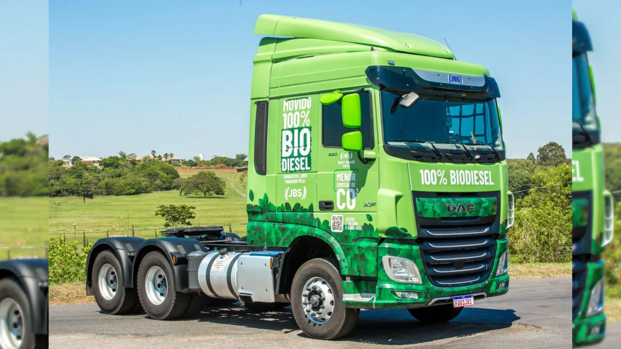 Caminhão movido 100% a biodiesel atinge 500 mil km sem falhas