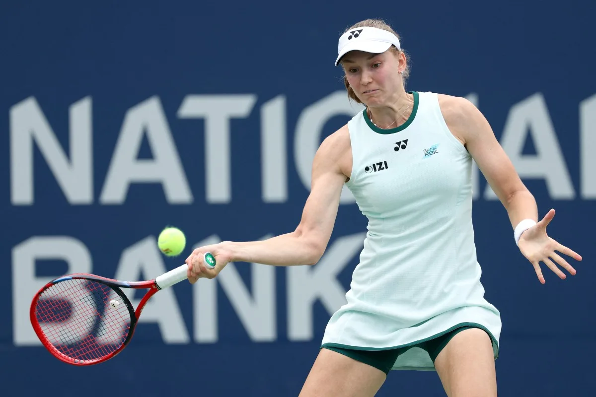 Rybakina derrota Li e vai às oitavas do WTA 1000 de Toronto