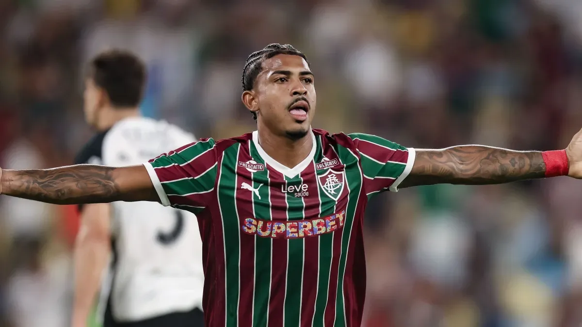John Kennedy tem lesão no ligamento do joelho e desfalca o Fluminense