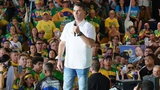 Flávio: “Escolha de vice foi inesperada”; Marinho fala em “chá revelação”