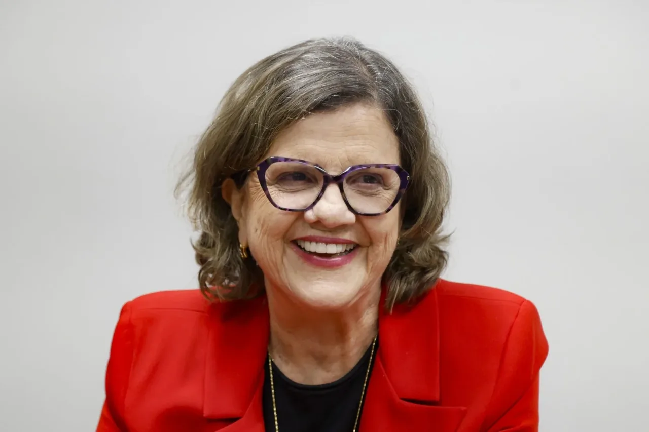 Teresa Leitão é cotada como relatora da MP da taxa das blusinhas
