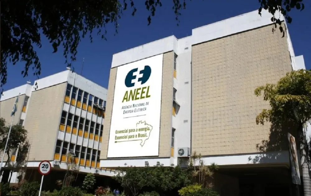 Bandeira tarifária de energia permanecerá amarela em setembro