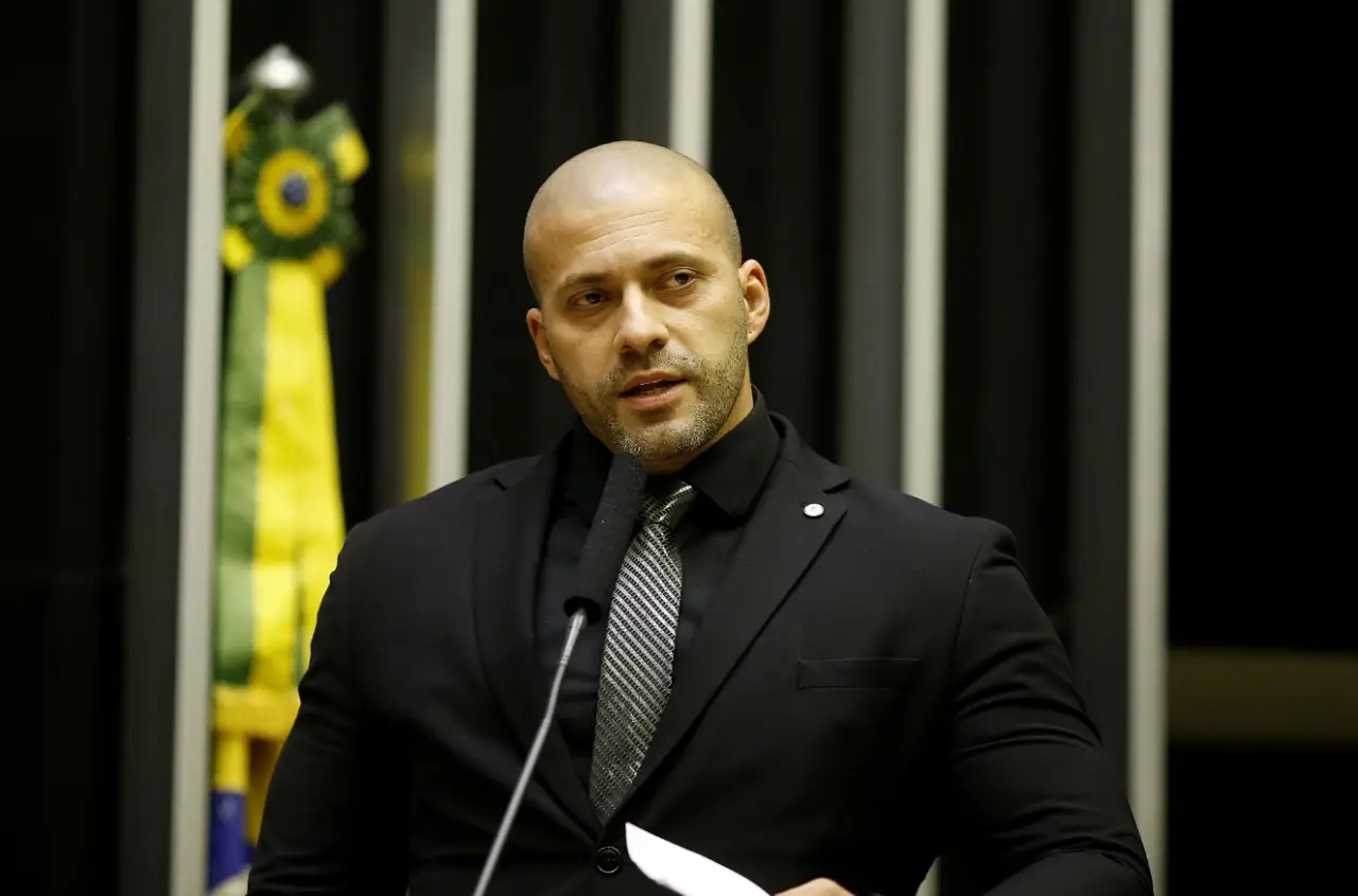 Ala do STF acredita que usar Moraes como ‘boi de piranha’ não encerraria crise