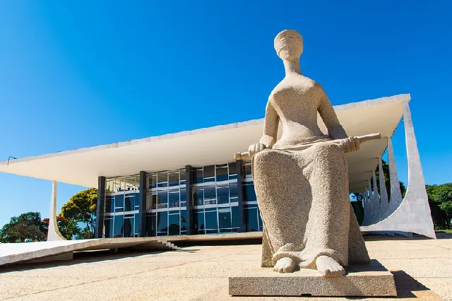 Estadão, Folha e Gazeta criticam sessão do STF: ‘Espetáculo degradante’
