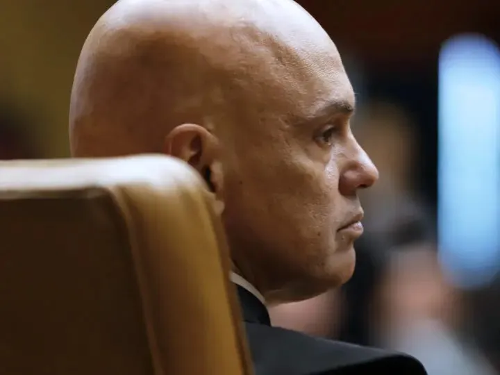 ‘Tensa e protelatória’: ministros lamentam nos bastidores sessão sobre Moraes
