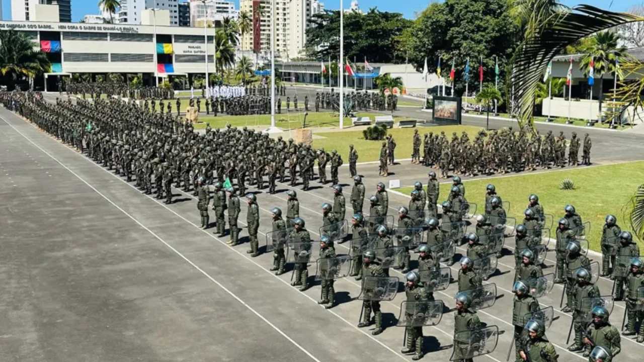 Cabo do Exército é investigado por fornecer armas a facções