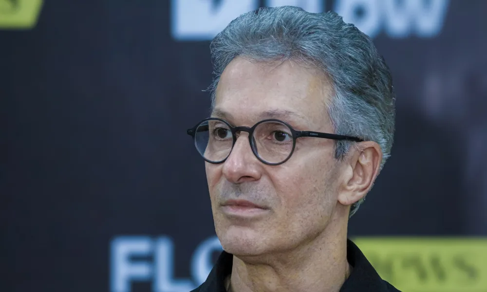 Zema diz que manterá candidatura, mas promete união ‘contra o PT’ no 2ª turno