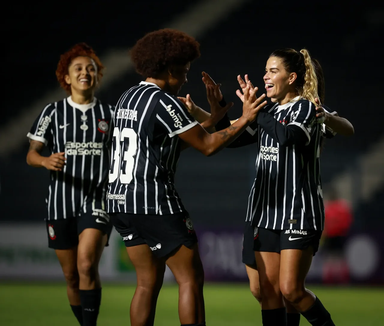 Corinthians elimina Cruzeiro e vai à semi do Brasileiro feminino; veja duelos