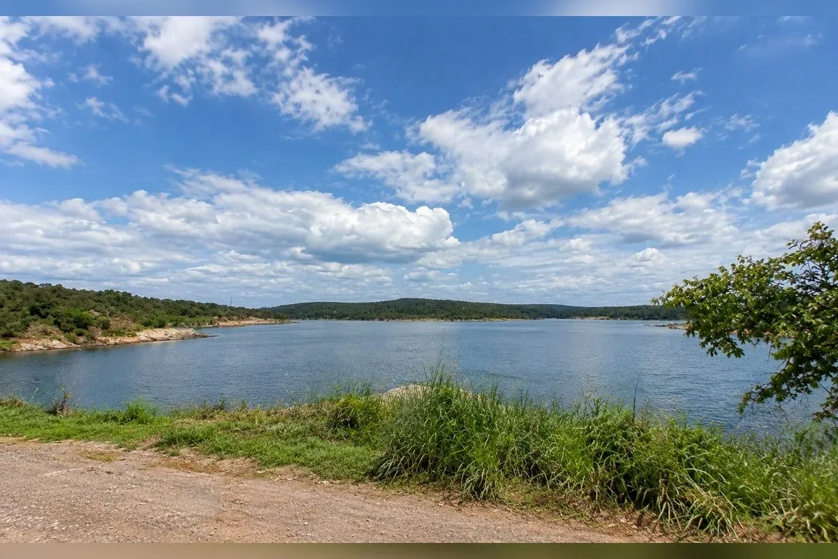 Duas crianças se afogam em lagoa na Grande BH; equipes fazem reanimação