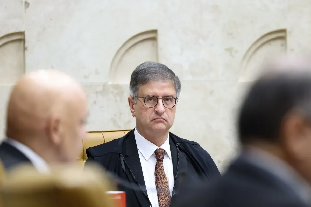 PGR apura possível interferência em relatório da PF pedido por Mendonça