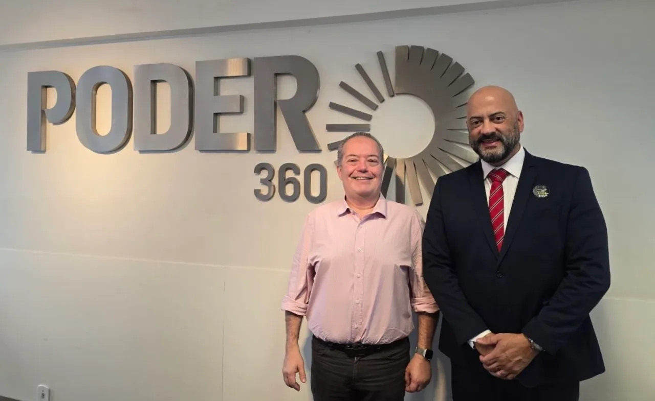 Visita ao Poder360: integrantes do Movimento Exija a Bula