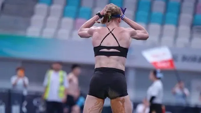 Quem é Joanna Wietrzyk, atleta que teve incontinência fecal durante prova