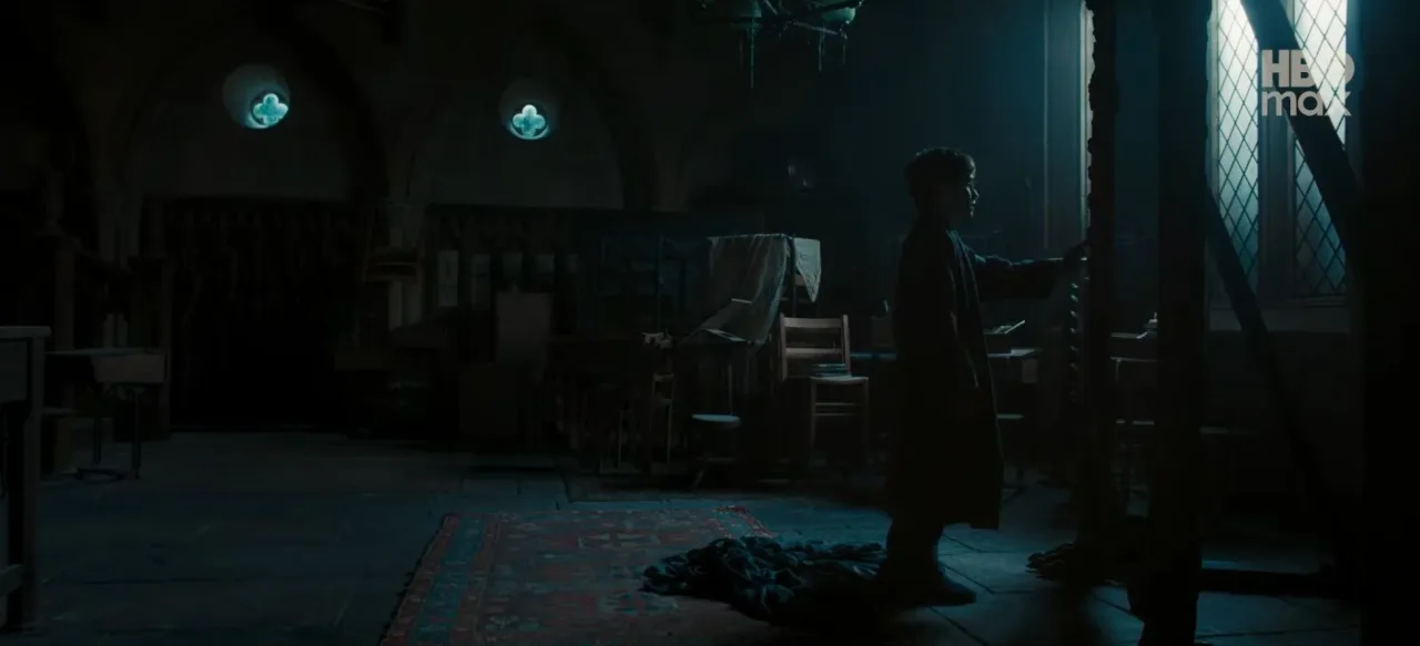 Harry Potter e a Pedra Filosofal ganha novo trailer focado em trio de protagonistas