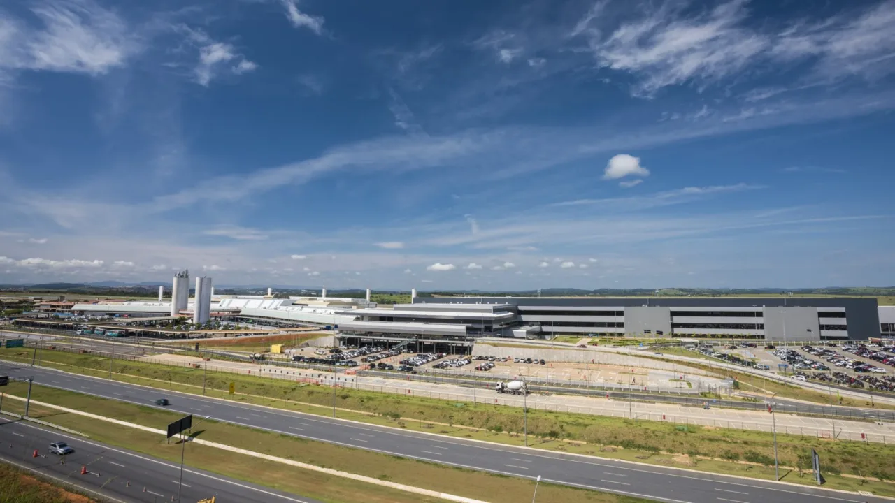 Motiva conclui venda de 20 aeroportos por R$ 12,2 bilhões
