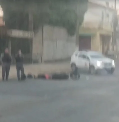 Homem morre e adolescente fica ferido após serem baleados no Maiobão