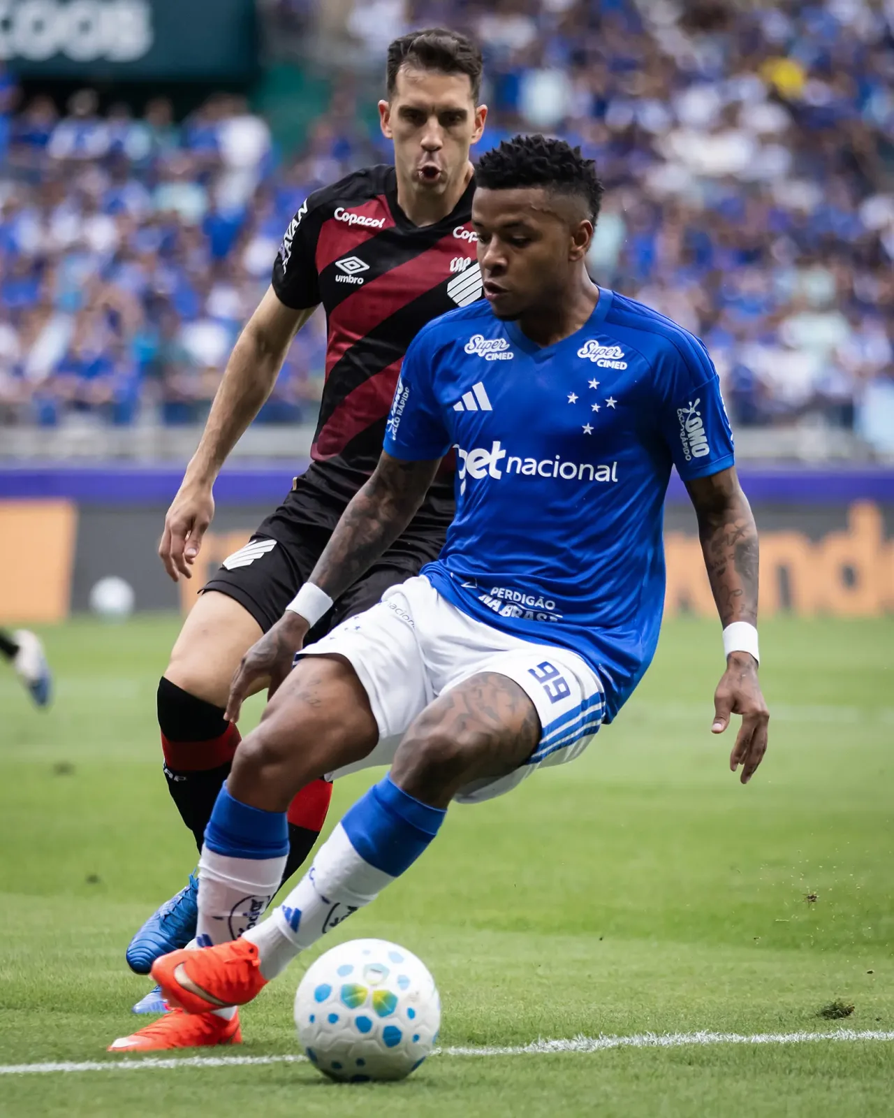 Veja fotos do duelo entre Cruzeiro e Athletico-PR pelo Brasileiro