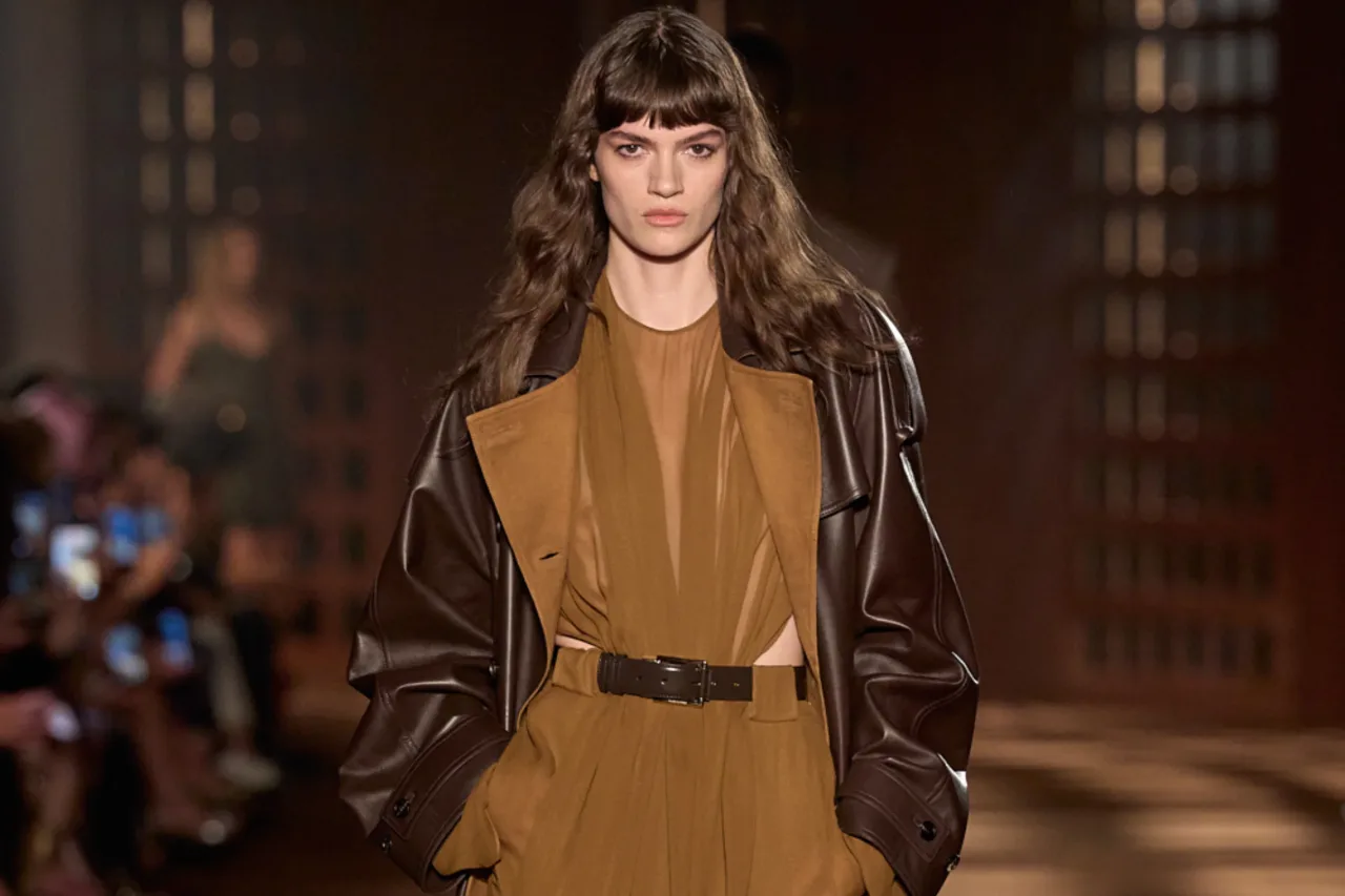 Ferragamo revisita os anos 1940 para reescrever a liberdade feminina