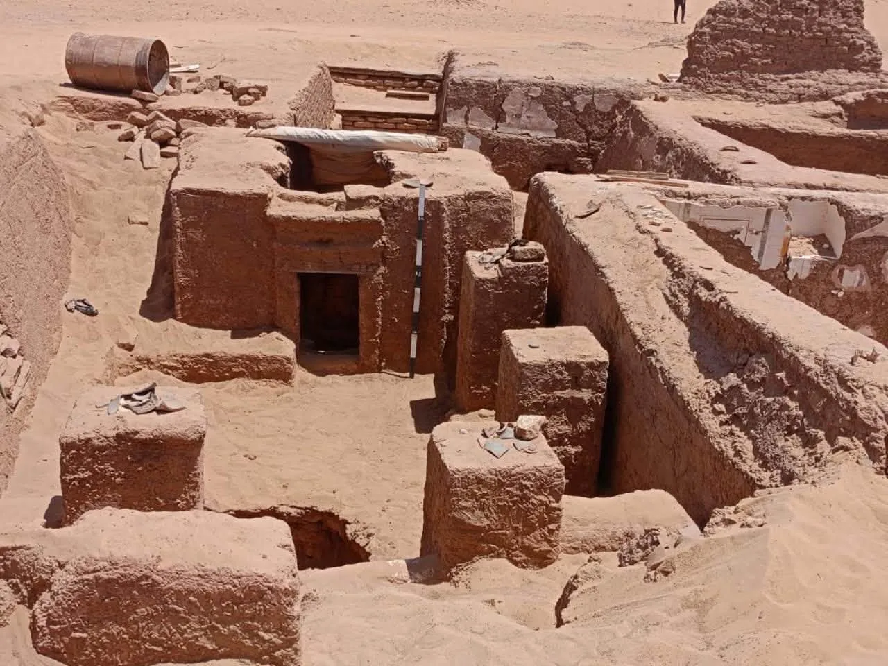 “Escute, pai”: o que diz poema encontrado em antiga tumba de 1,7 mil anos