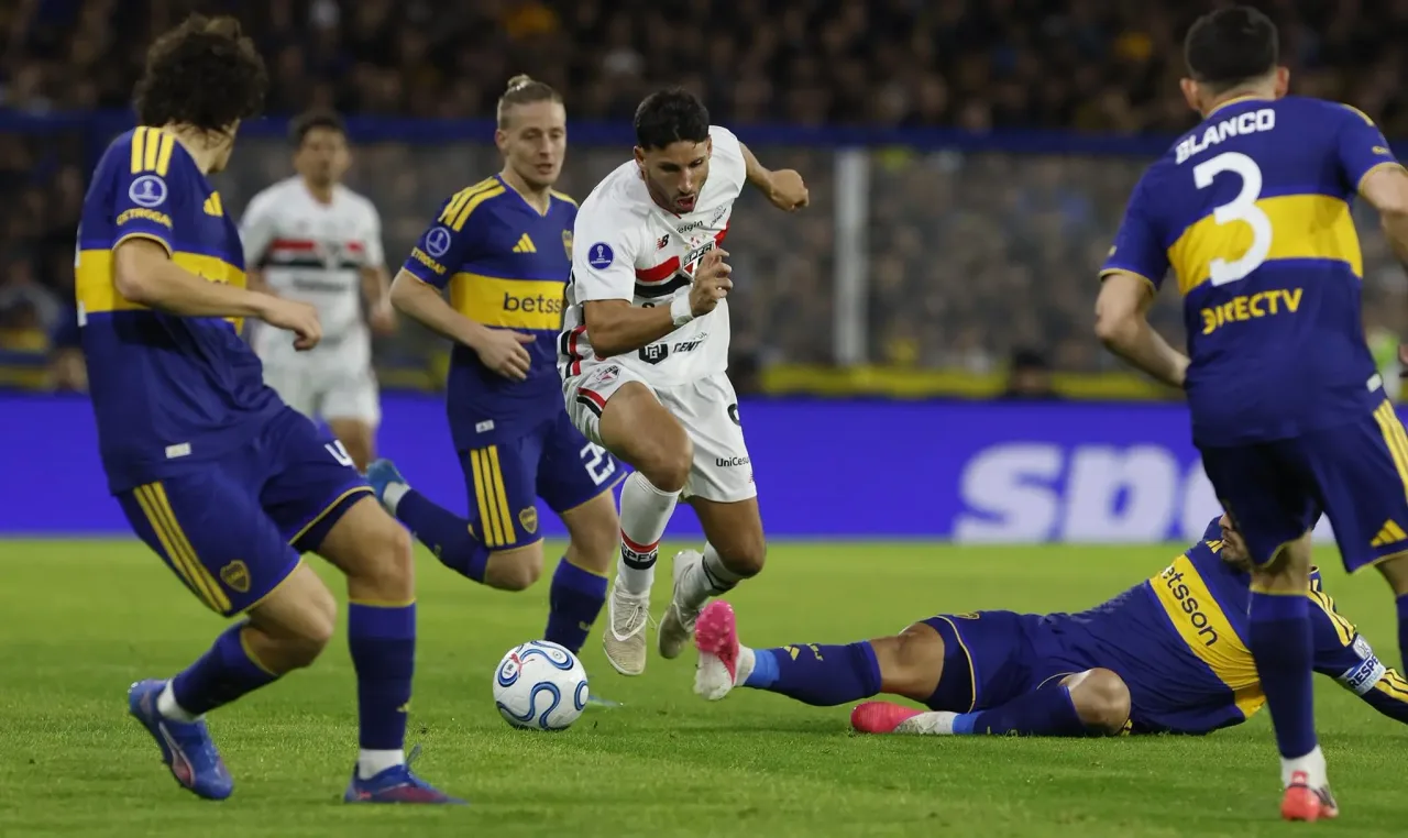Dorival lamenta ausência de Calleri no jogo de volta contra o Boca: “Perda considerável”