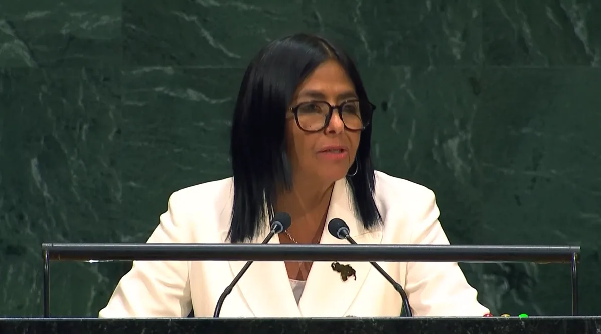 Na ONU, Delcy ignora Maduro, acena a Trump e promete eleições na Venezuela