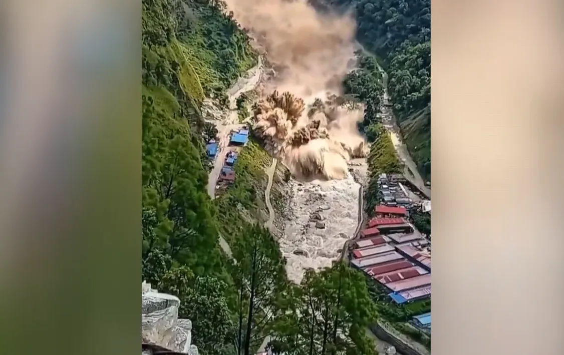China reabre estrada da fronteira com Nepal e intensifica buscas no Tibete