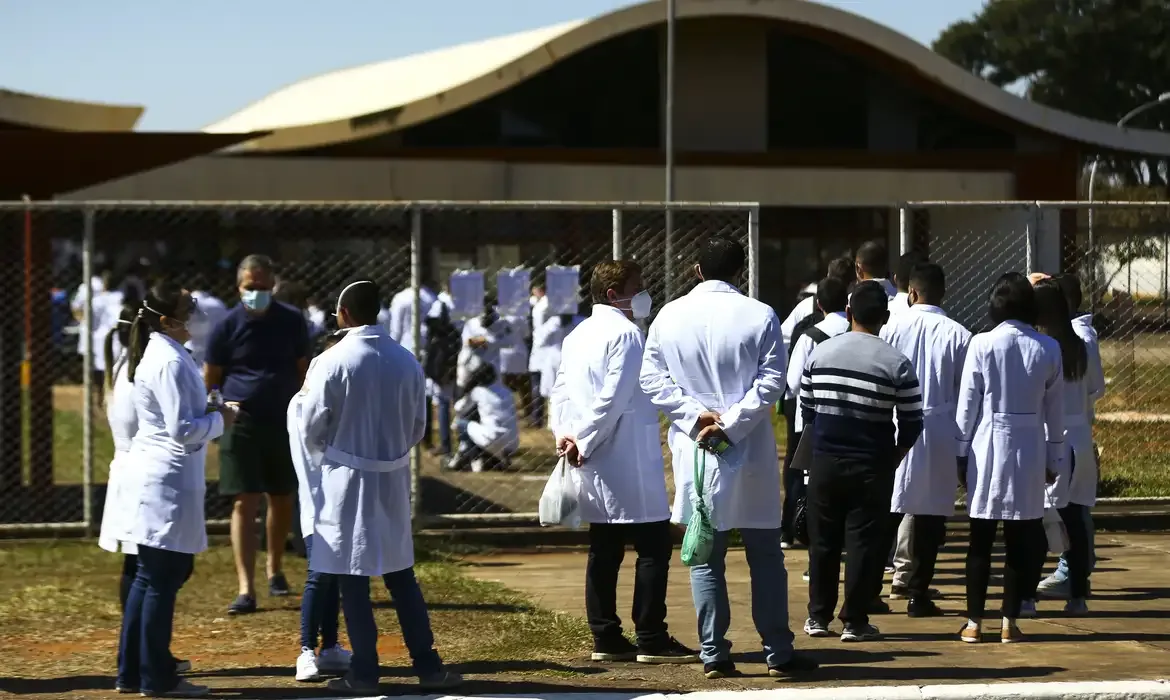 Cartões de confirmação do Enamed e Revalida já podem ser consultados; provas serão aplicadas em 13 de setembro