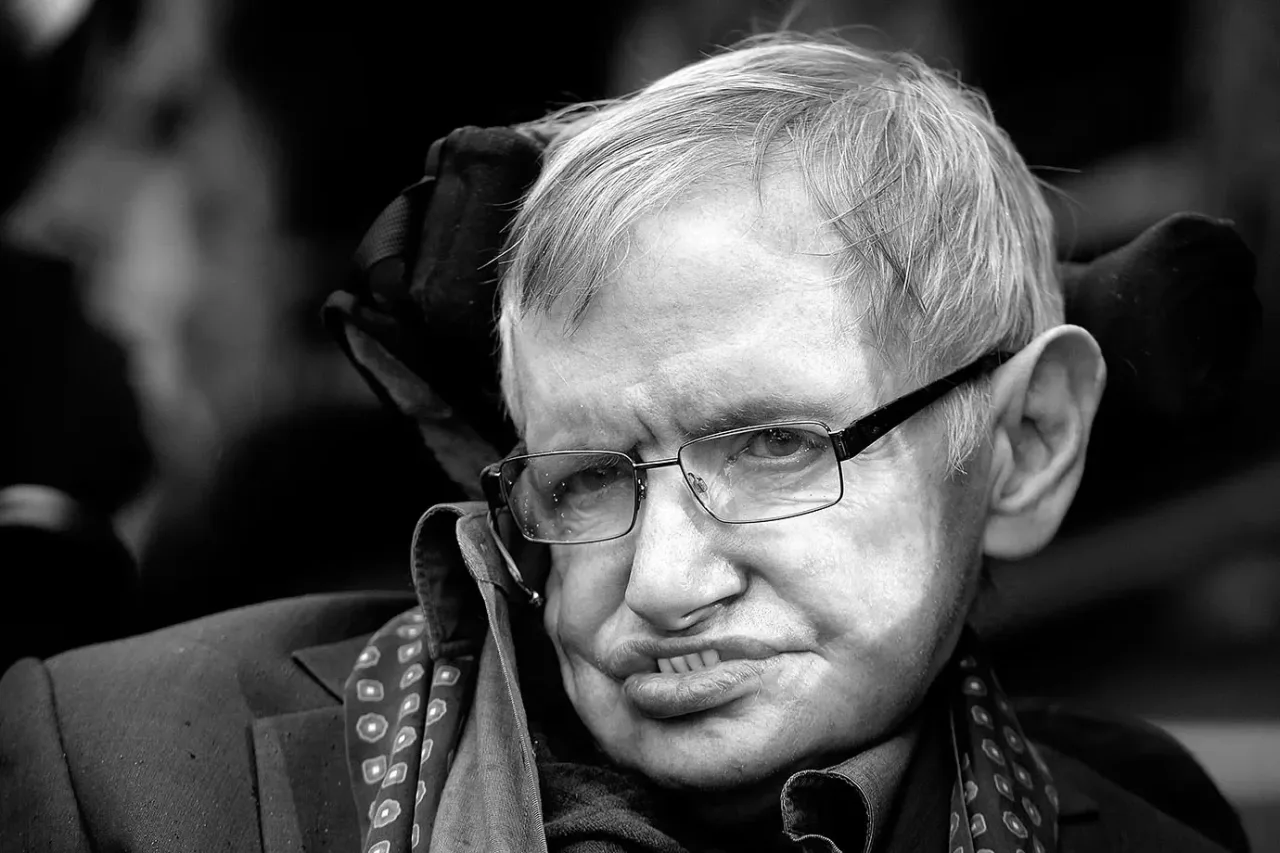 A pergunta de Stephen Hawking que pode mudar a forma como você enxerga o próprio conhecimento