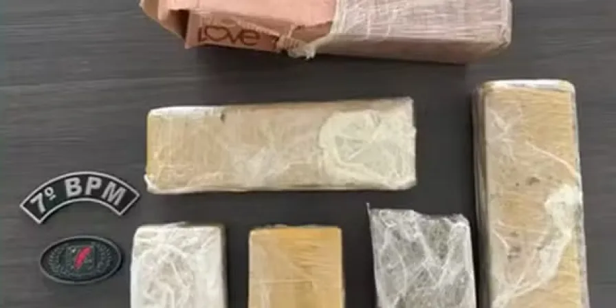 Motorista de van é preso com droga durante abordagem em Santa Inês