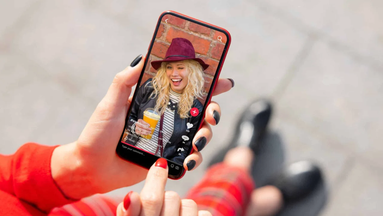Austrália quer proibir feed recomendado em redes sociais
