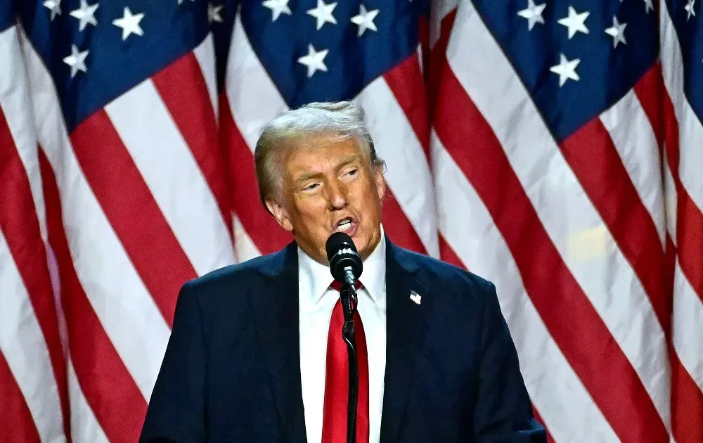 Aprovação de Trump cai a 33%, menor nível já registrado; economia e custo de vida pesam