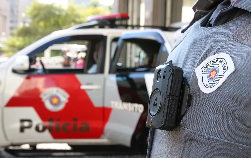 PM de SP lança batalhão com motos e fuzis para combater roubos com falsos entregadores
