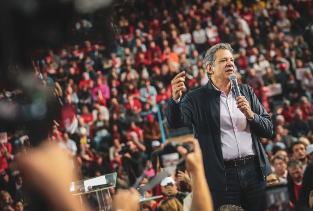 Haddad diz que Vorcaro “nasceu” no BC de Campos Neto