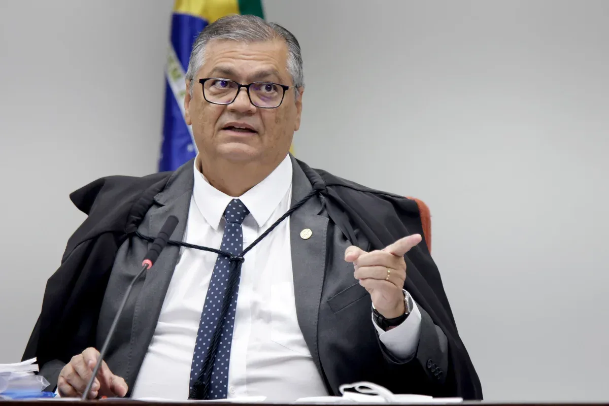 Nossa Senhora: Dino derruba decisão de Mendonça e libera post de Tabet